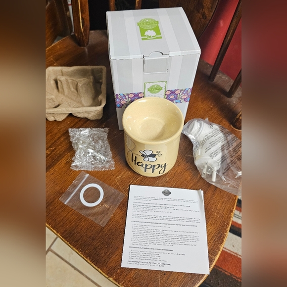 Scentsy Mini Warmer Bee Happy New in Box - Picture 7 of 12